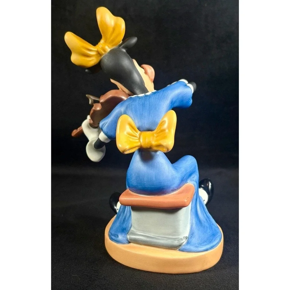 Disney Classics Symphony Hour CLARABELLES CRESCENDO Box Limited Edition WDCC